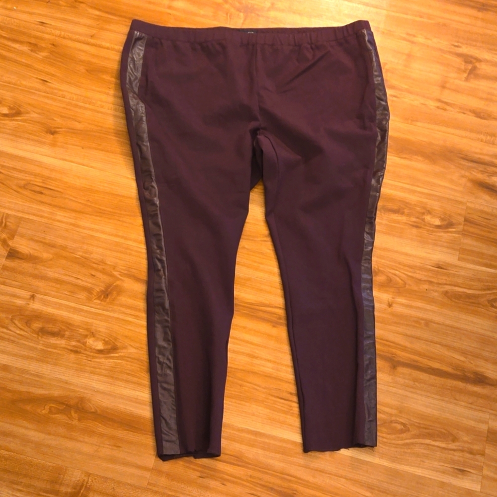 2X maroon pullon leggings pants leather accent H by Halston shortened to 26.75"